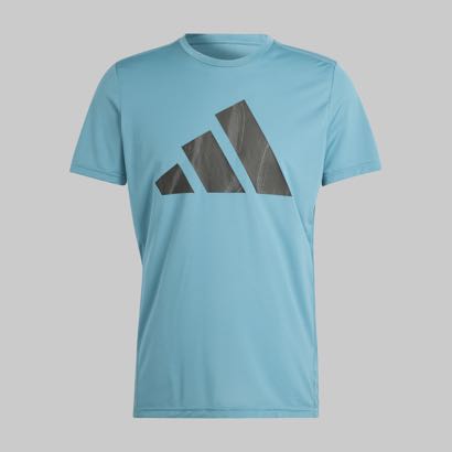 Playera Adidas Brand  Love Hombre